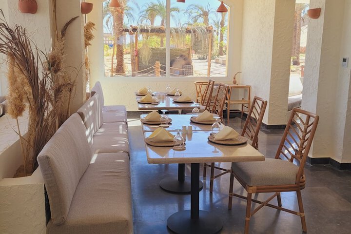 Dining 113 of 143