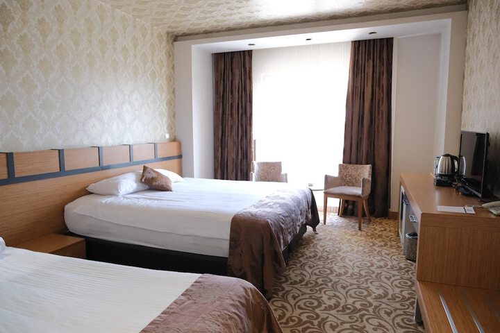 Room 22 of 43