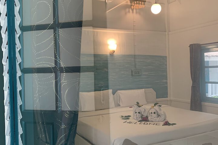 Room 21 of 83