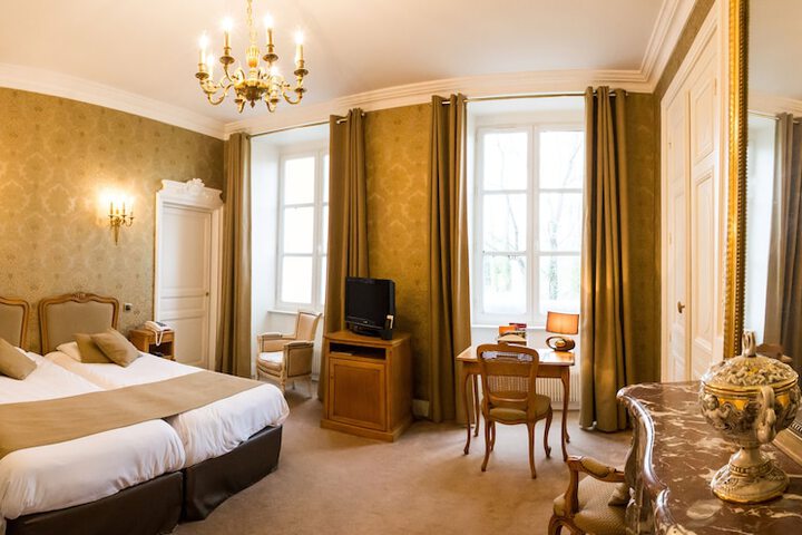 Room 10 of 79