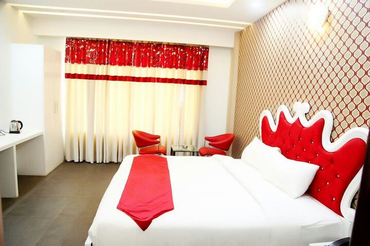 Room 4 of 26