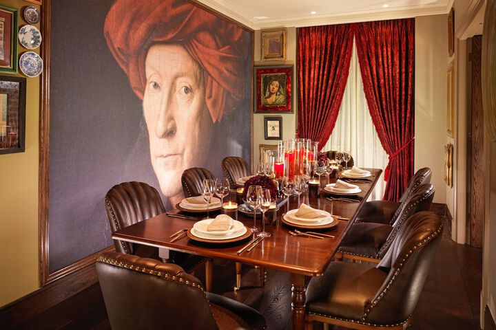 Room 46 of 142