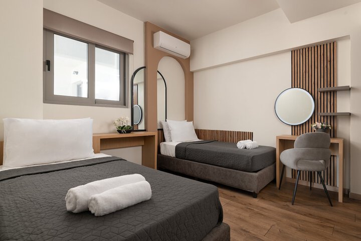 Room 14 of 21