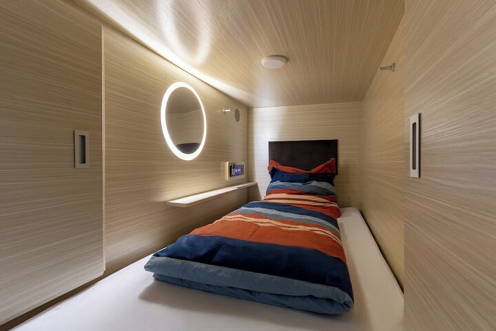 Room 5 of 39