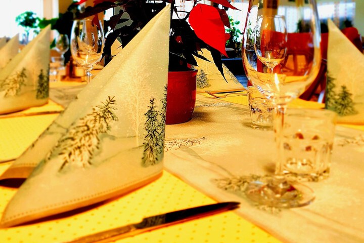 Dining Photos