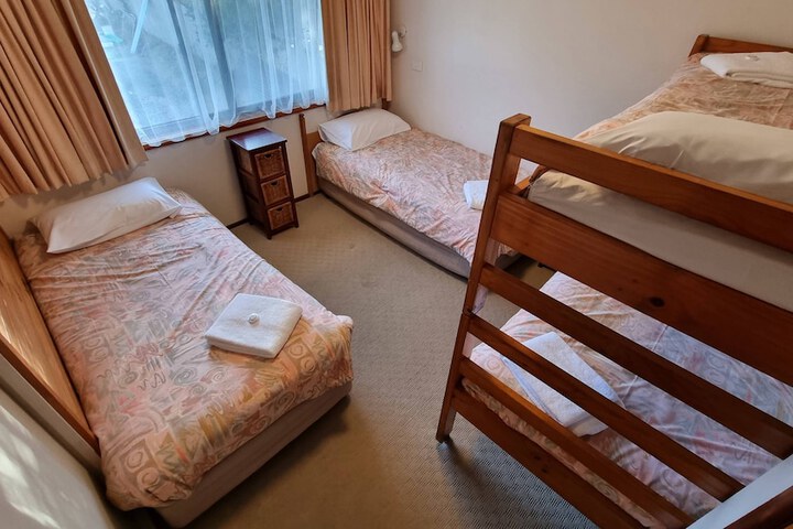 Room 8 of 69