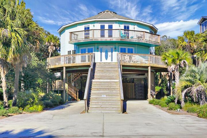 Image of 510 W Ashley-Mountain to Sea