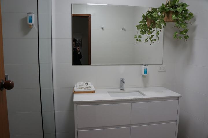 Room 47 of 65
