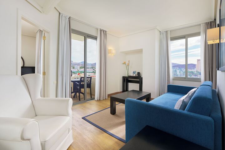 Room 21 of 62