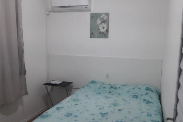 Room 4 of 14