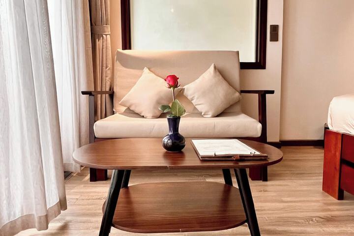 Room 44 of 169