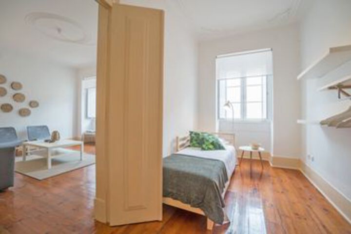 Room 80 of 263