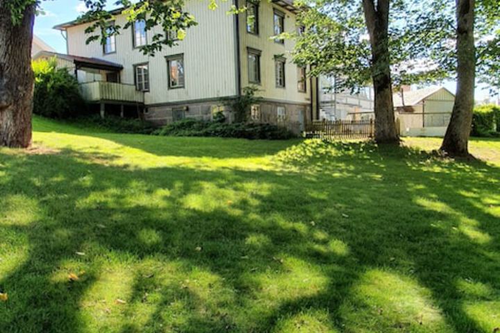 Property Grounds 21 of 32