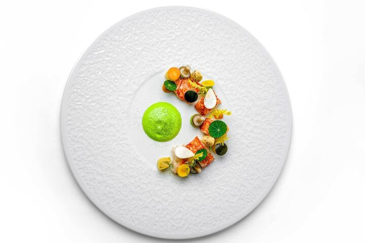 Dining 60 of 91