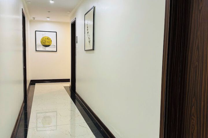 Ballroom/Hall 52 of 54