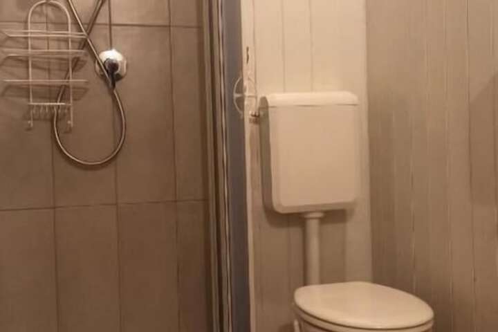 Room 44 of 78