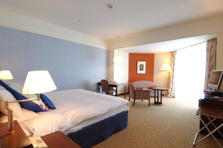 Room 19 of 145