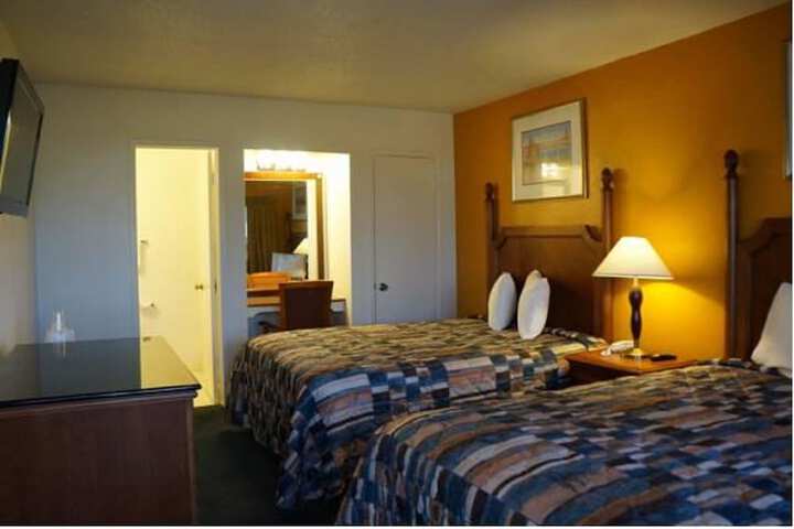 Room 2 of 16