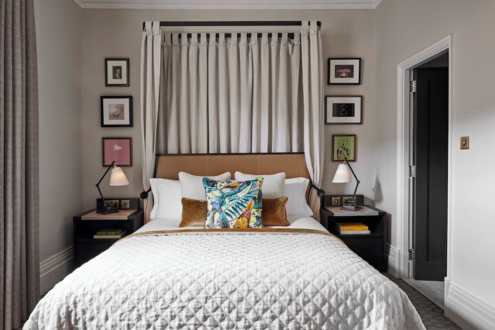 Room 22 of 224
