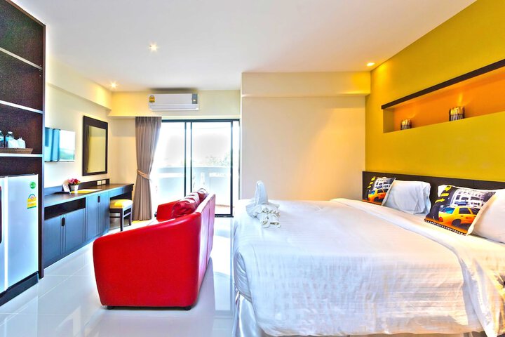 Room 13 of 72