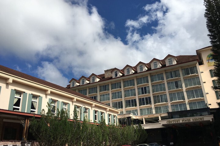 Hotel 64 of 67