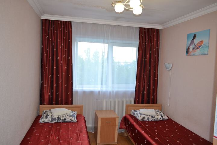 Room 2 of 25