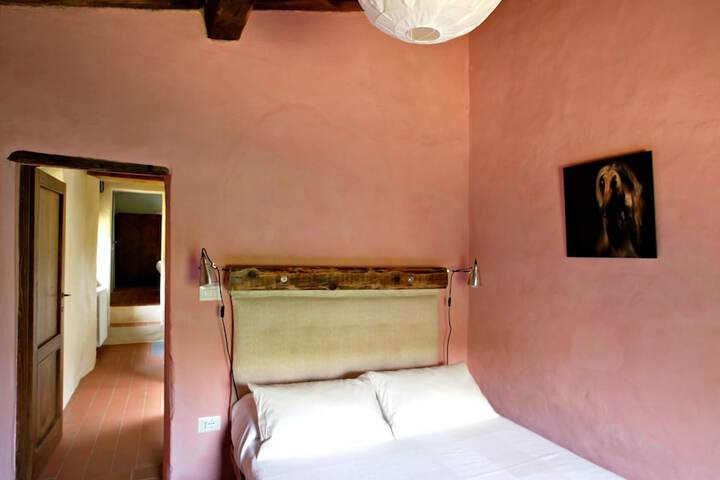 Room 5 of 13