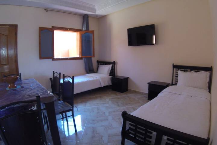 Room 4 of 48