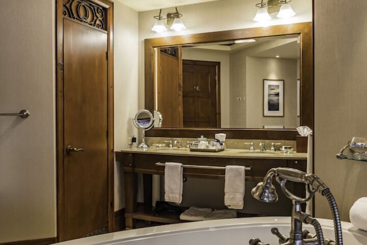 Clean Restrooms