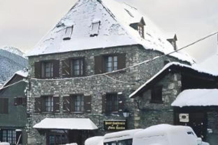Hotel SNO Mont Romies
