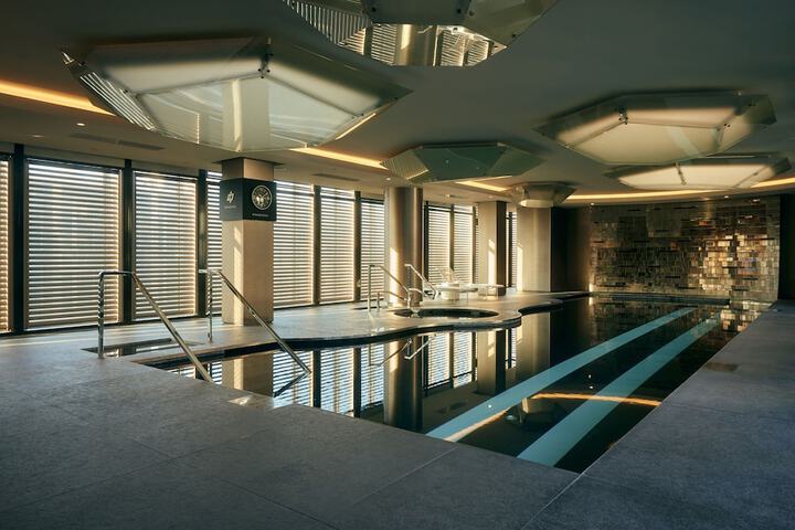 Pool 94 of 188
