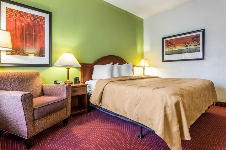 2 Double Beds (6 of 28)