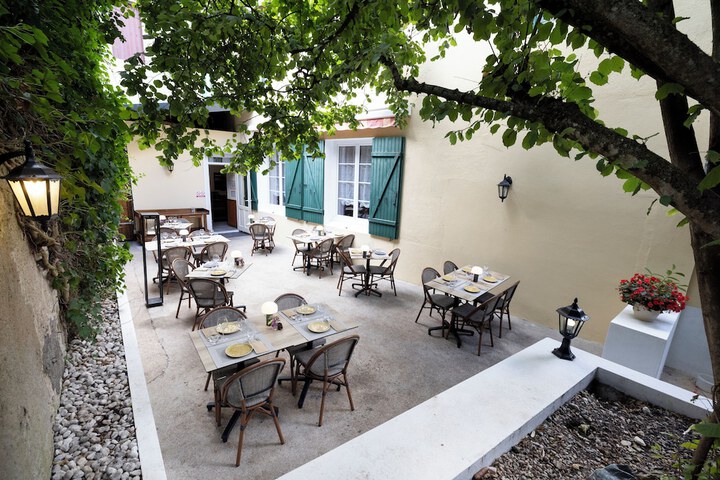Terrace/Patio 45 of 97