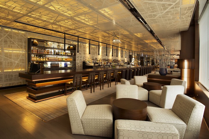 Lounge 64 of 79
