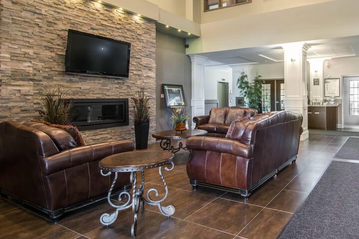 Guest Lobby
