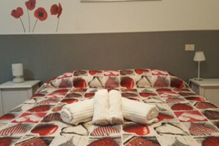 Room 13 of 25