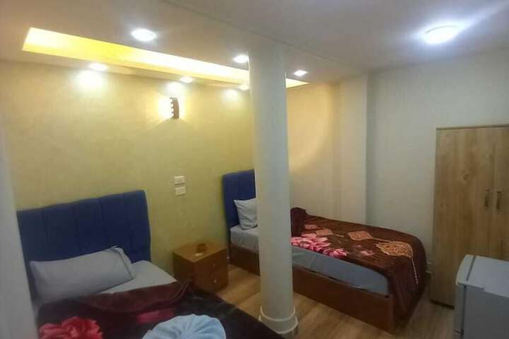 Room 7 of 14