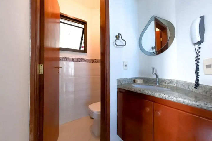 Room 7 of 29