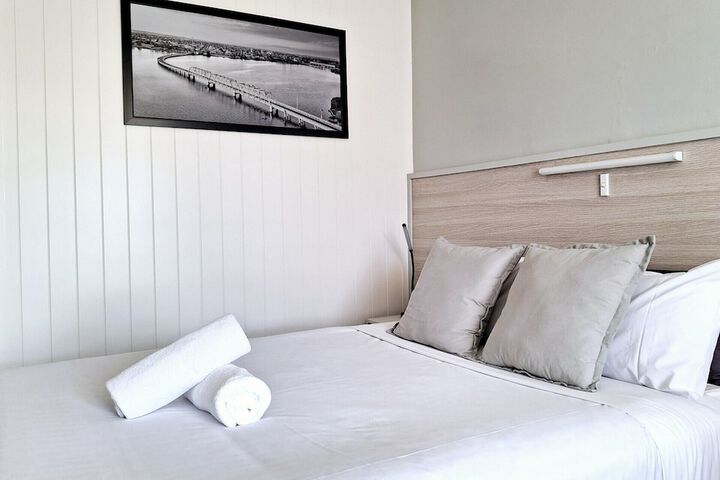 Room 9 of 21
