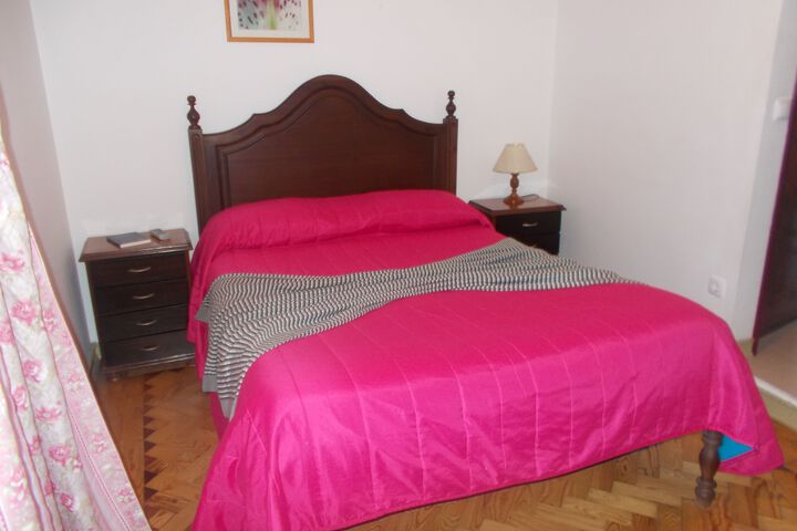 Room 10 of 38