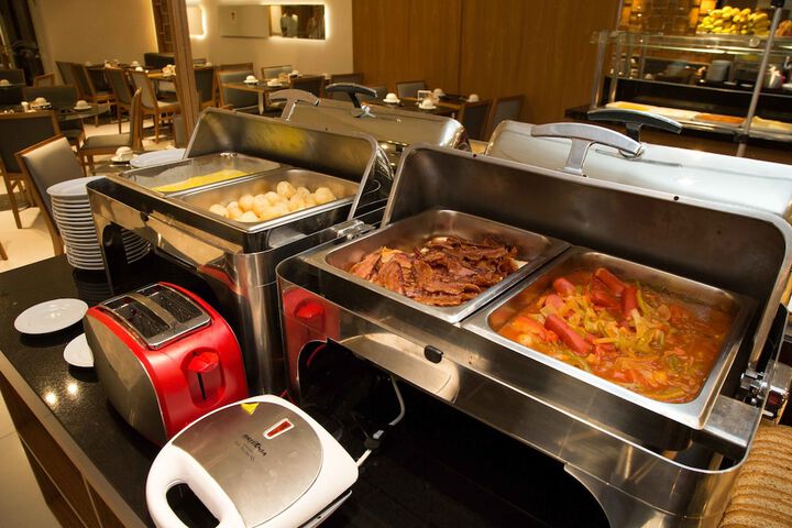 Breakfast/Coffee Service 49 of 60