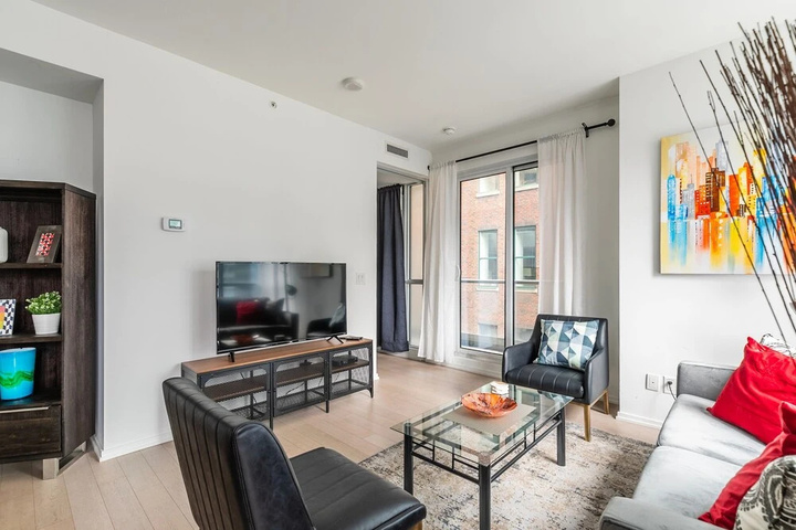 Room 2 of 14