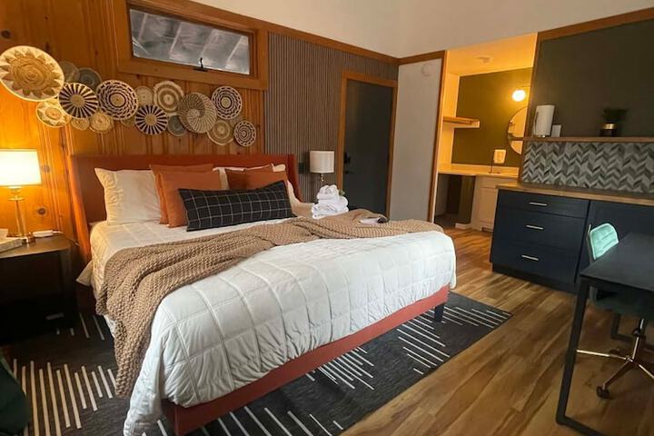 Room 18 of 82