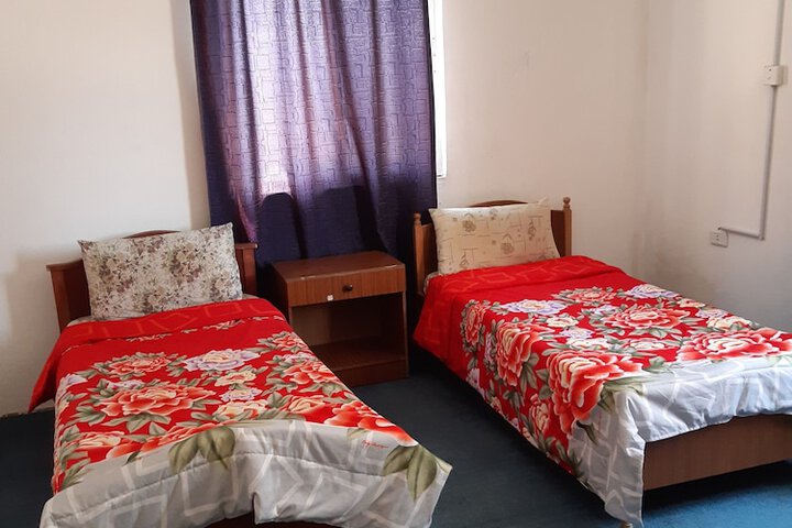 Room 4 of 73
