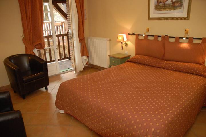 Room 8 of 49