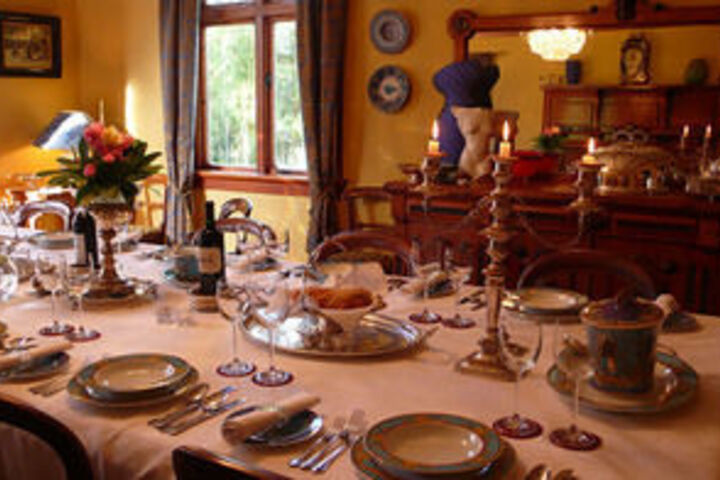 Dining 4 of 32