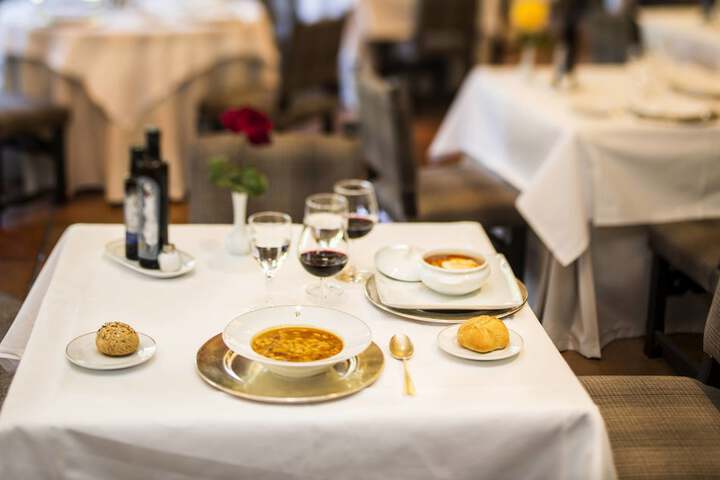 Dining Photos