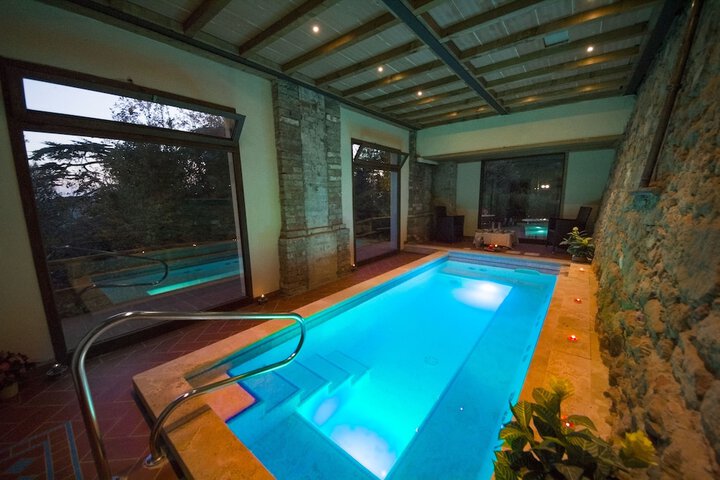 Pool 149 of 185