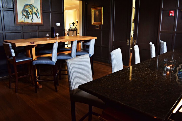 Lounge 209 of 227