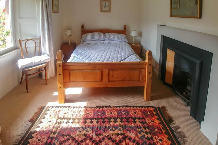 Room 7 of 40